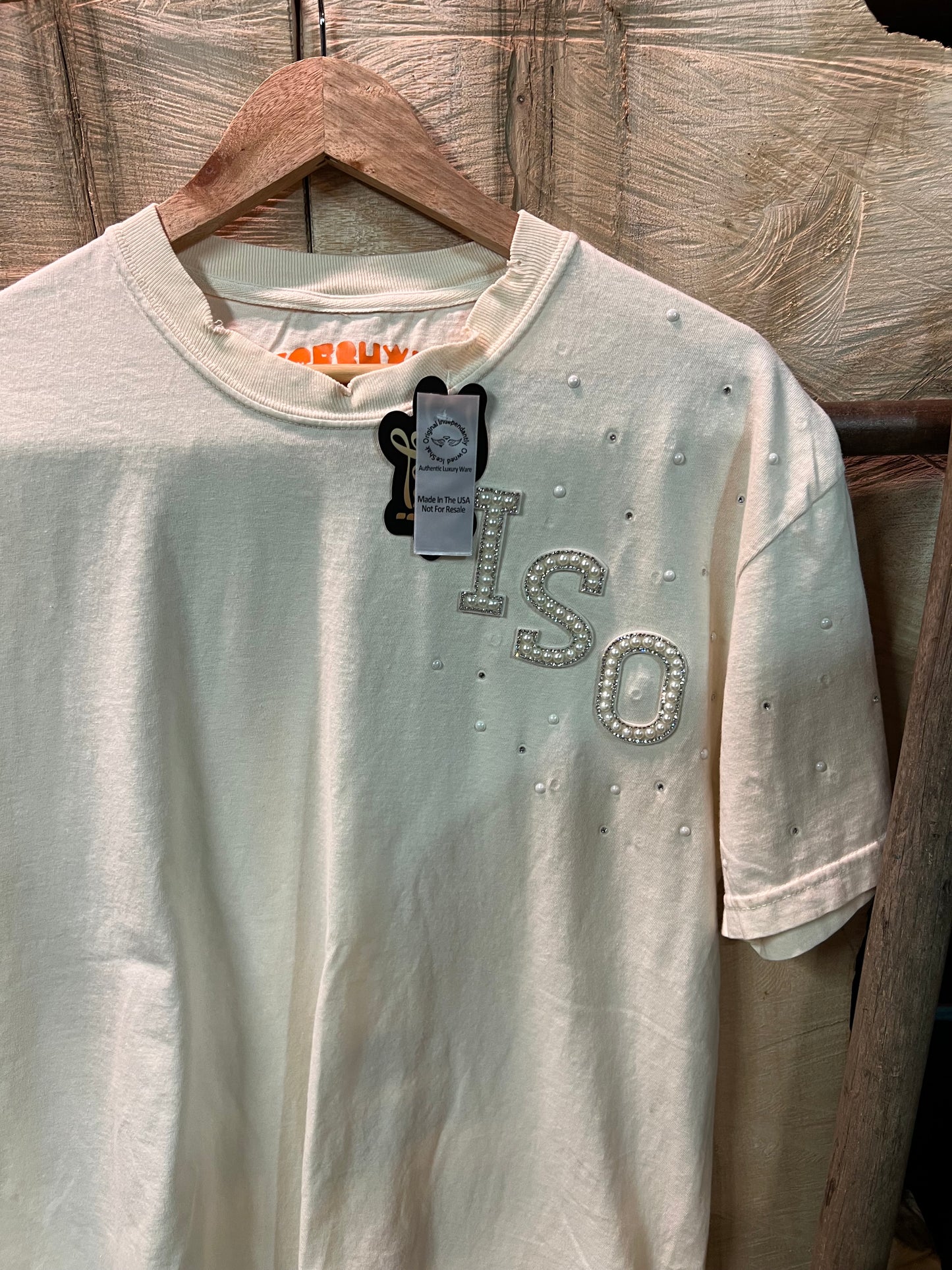 PREMIUM “CREME” TEE FEATURING RHINESTONES & PEARLS